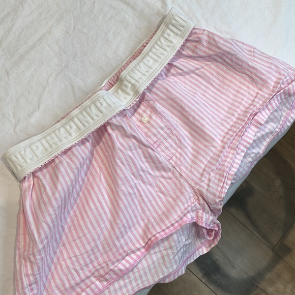 XS VICTORIAS SECRET PAJAMA SHORTS - Picture 4 of 5